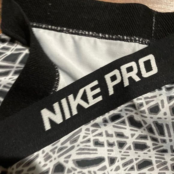 🚫SOLD🚫 - Picture 5 of 6